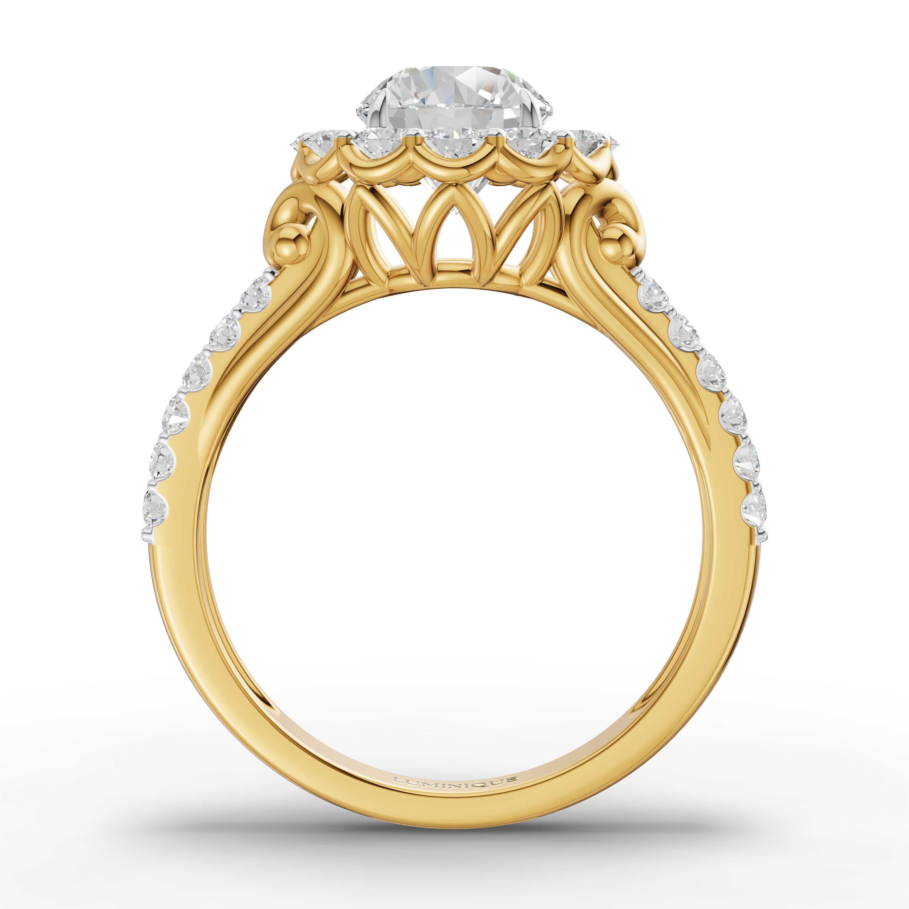 Hum Round Pave Ring